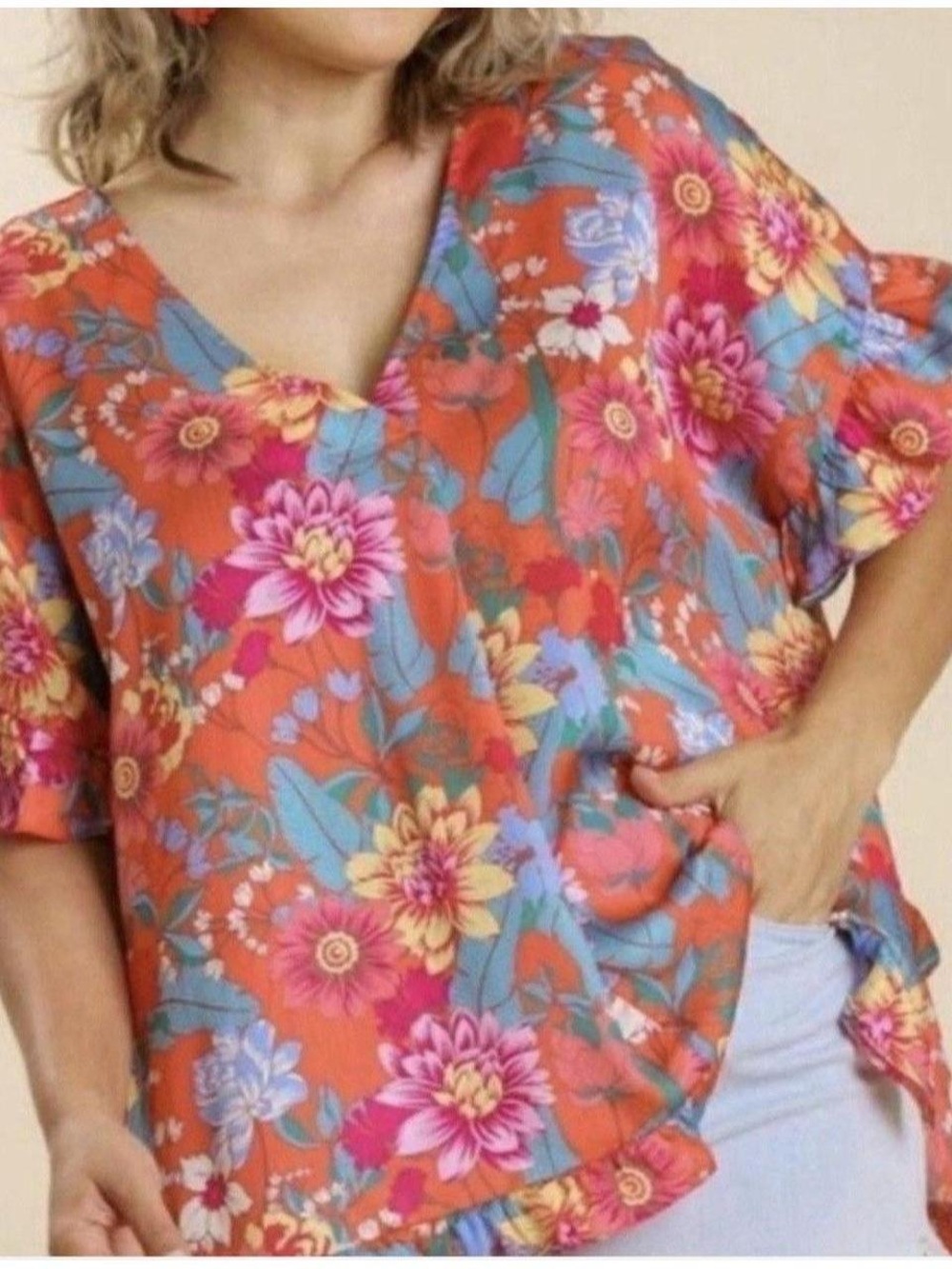 Umgee Coral Floral V-Neck Short Sleeve Blouse
